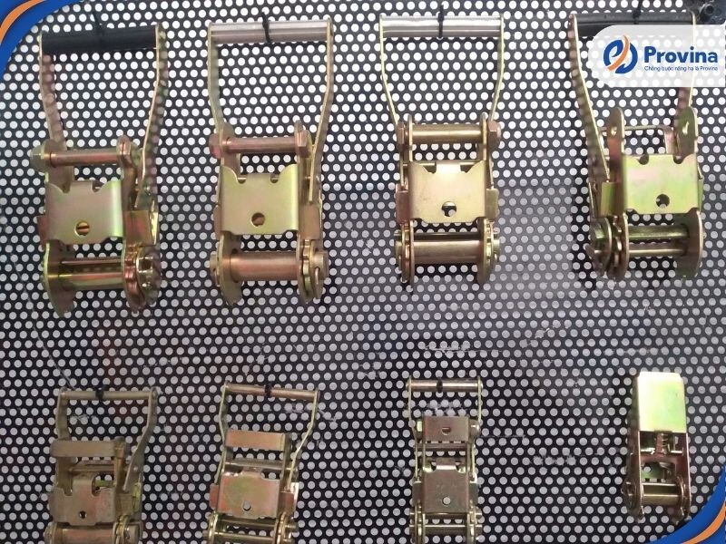 Chất Liệu Của Mỗi Thành Phần Trong Dây Tăng Đơ